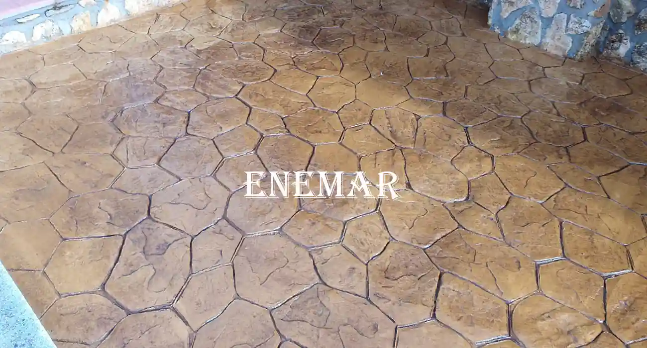 Instaladores hormigón impreso Caraquiz