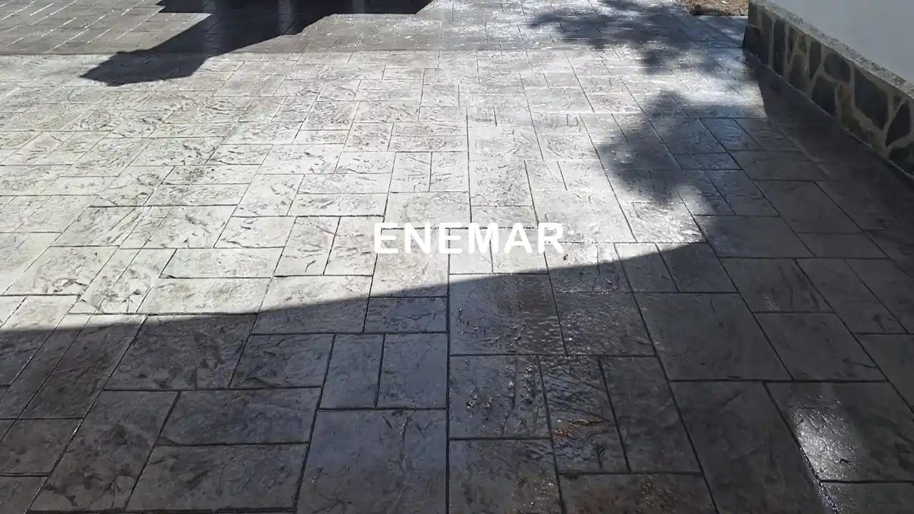 Instaladores hormigón impreso en Marugán