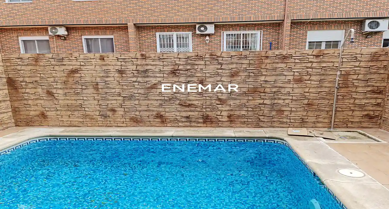 Instaladores hormigón impreso vertical Madrid