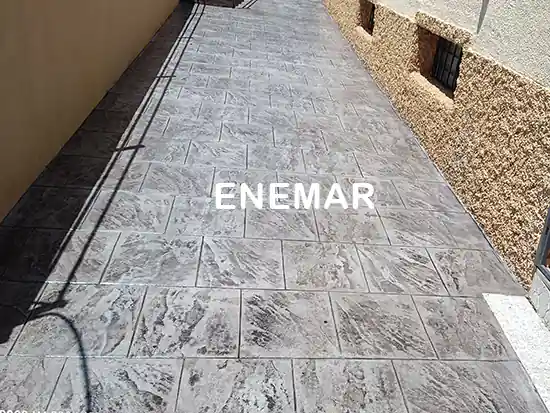 Obra de hormigón impreso en Fuentidueña de Tajo