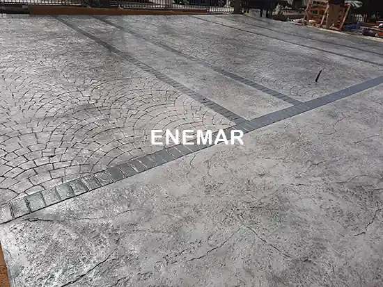 Obra de hormigón impreso en Navalagamella